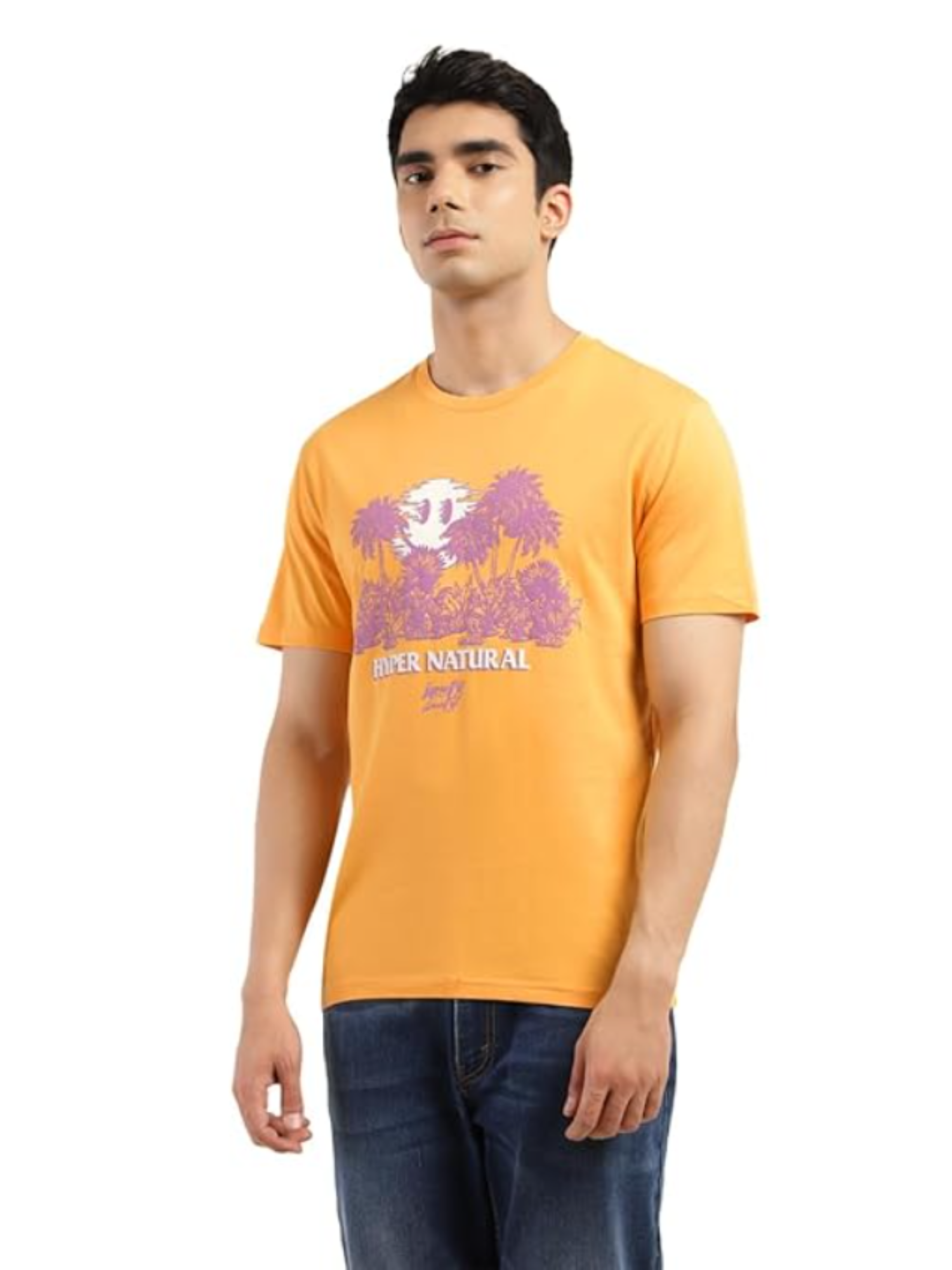 Levi's Men Printed Round Neck Pure Cotton Yellow T-Shirt