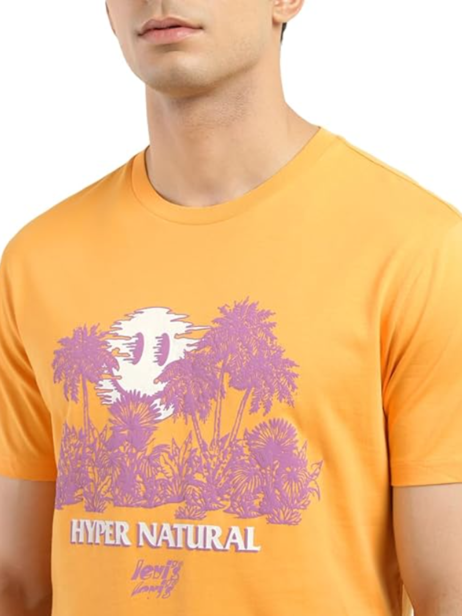 Levi's Men Printed Round Neck Pure Cotton Yellow T-Shirt