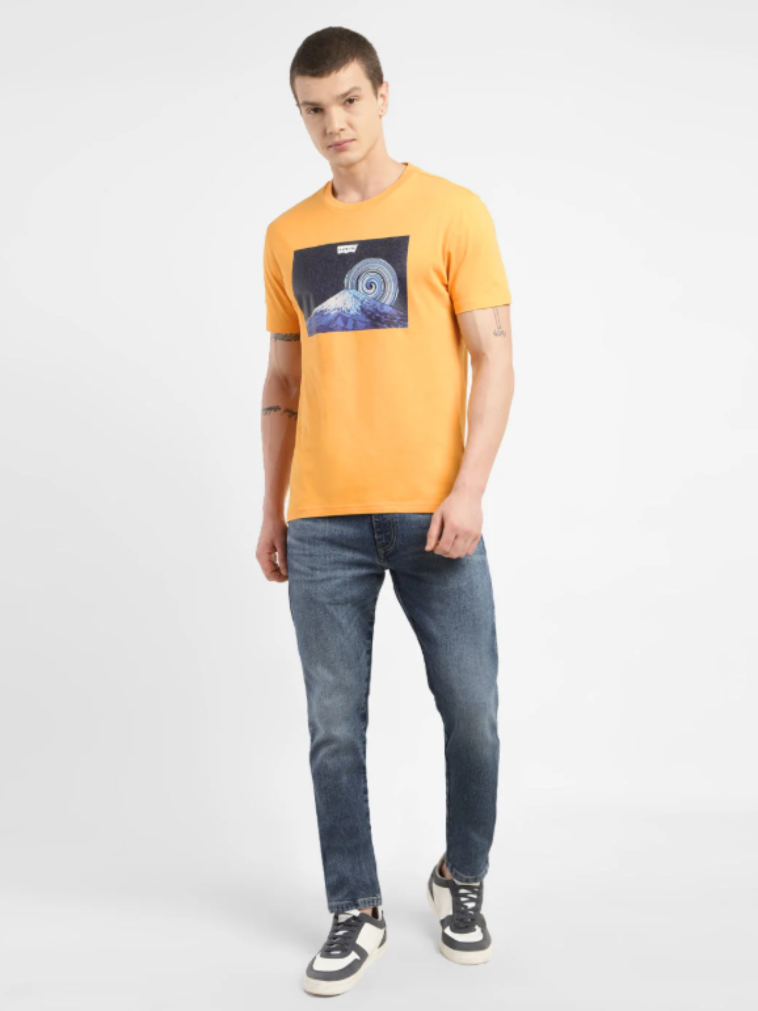 Levi's Men's Cotton Regular Fit T-Shirt