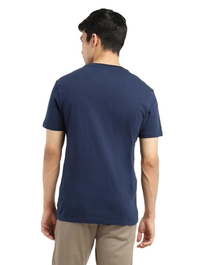 Levi's Men's Regular Fit Graphic T-Shirt