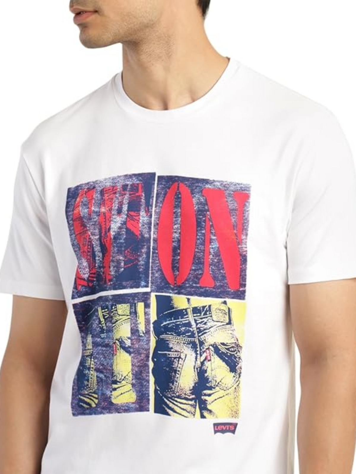 Levi's Men's Regular Fit Graphic T-Shirt