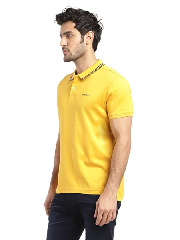 Levi's Men's Regular Fit Solid Polo T-Shirt